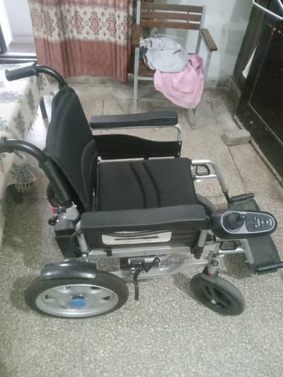 electric wheelchair