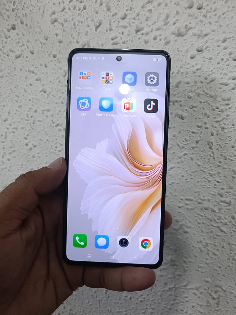 Tecno CAMON 20 Pro 3