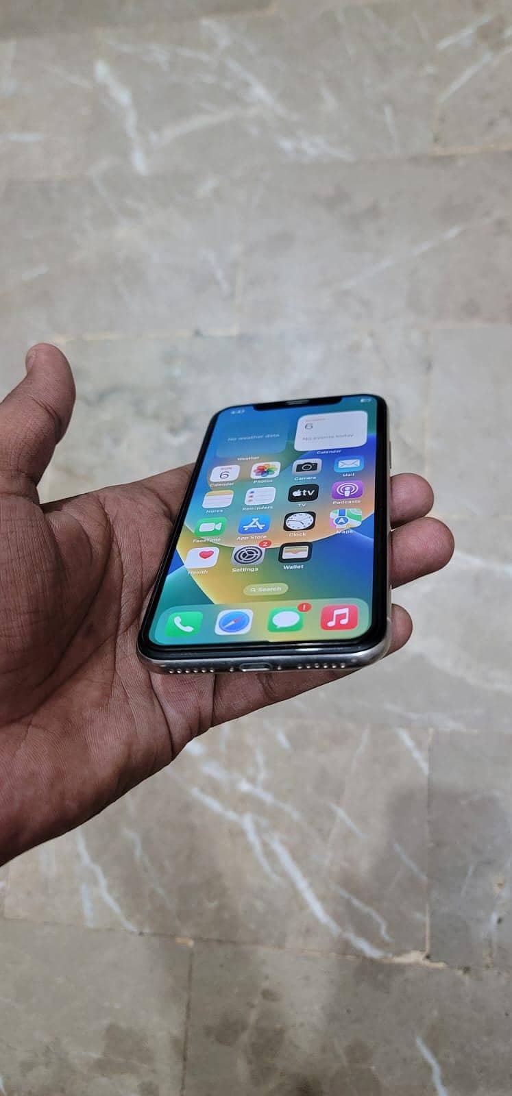 Apple iPhone X 5