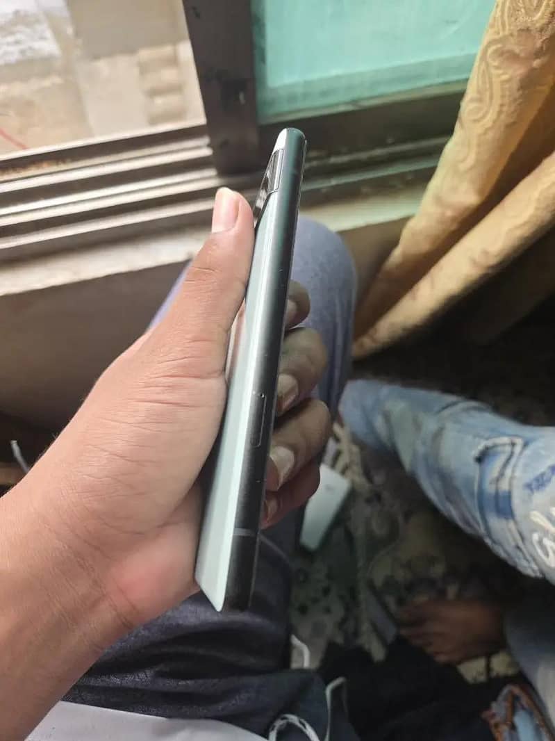Google Pixel 6a 1