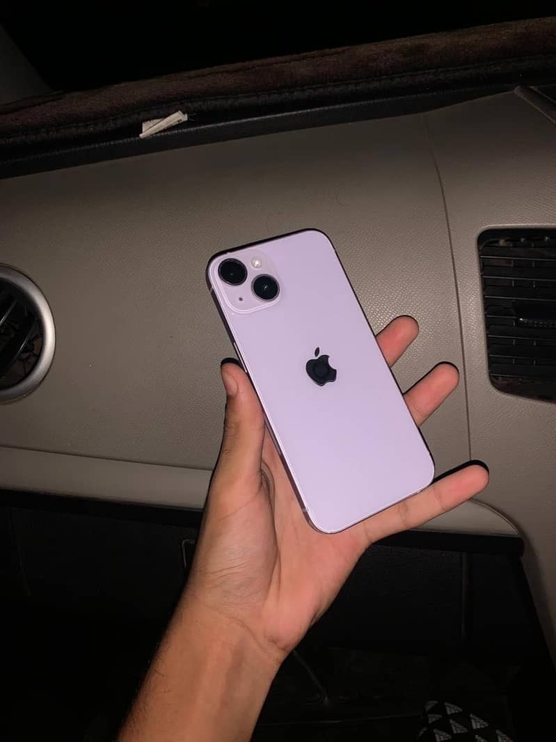 Apple iPhone 14 4