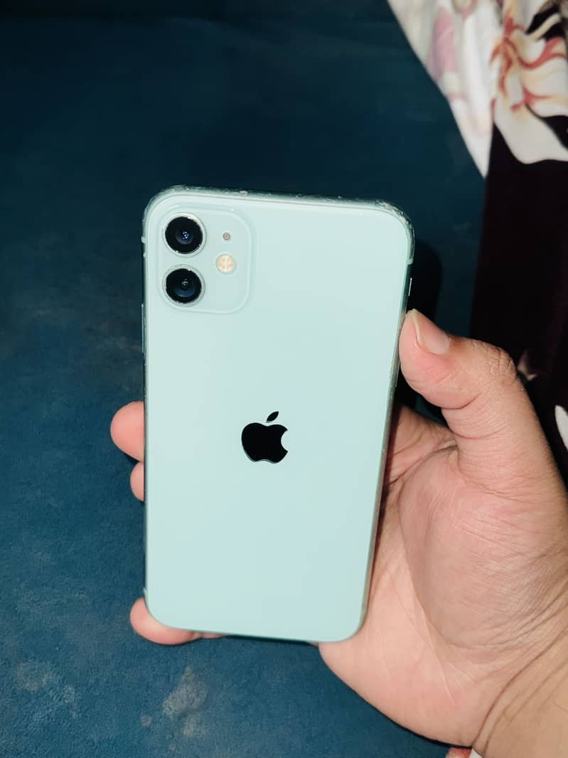 Apple iPhone 11 0