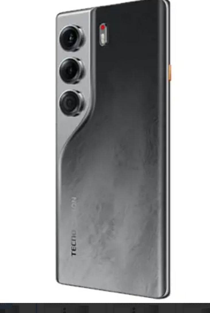Tecno CAMON 40 Pro 0