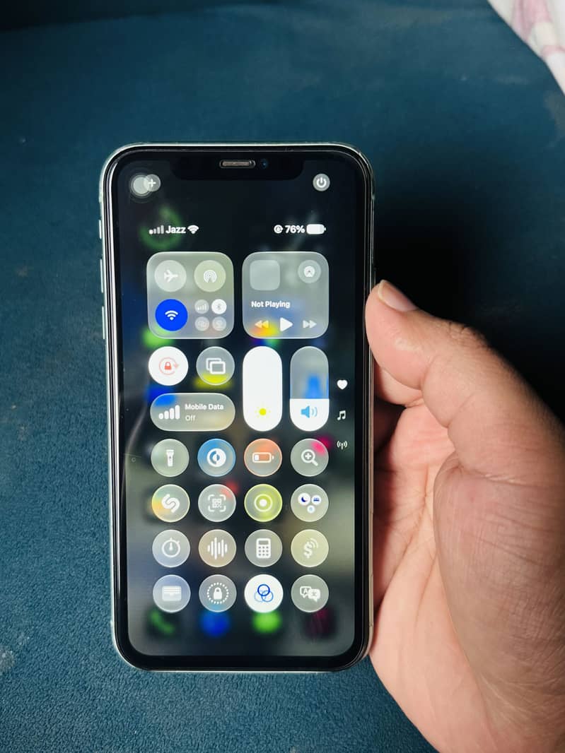 Apple iPhone 11 9