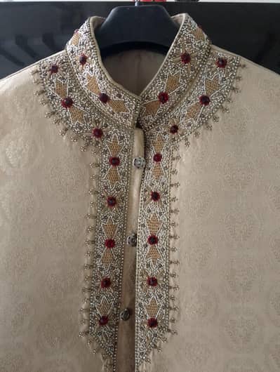 Groom sherwani with kula and khusa