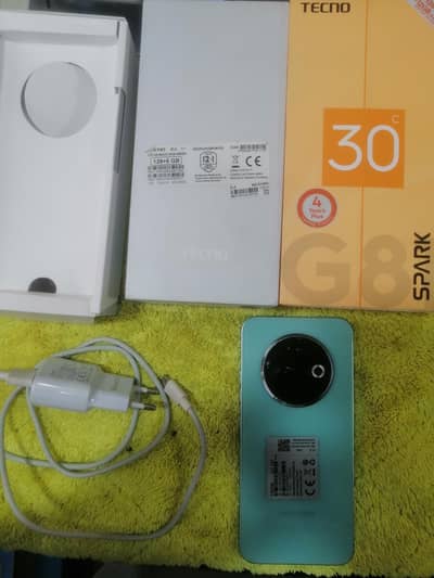 Tecno SPARK 30C contect 03164996457 condition 10/10 new complate  box