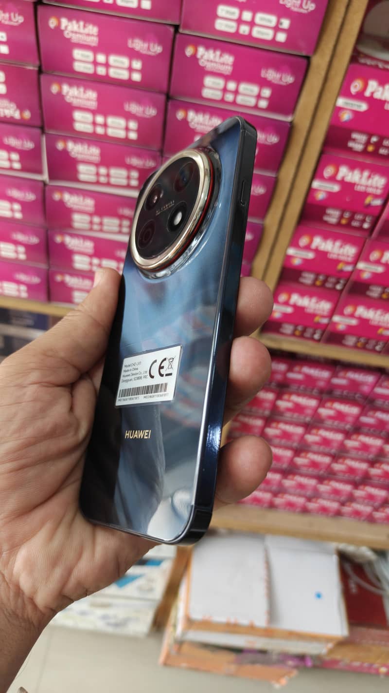 Nova 15 max 9