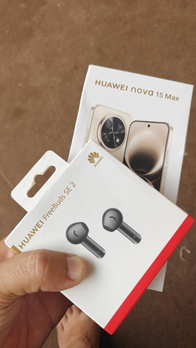Nova 15 max 11