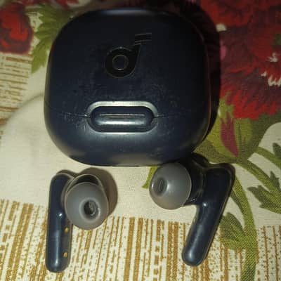 3 to 4 month used uae brand in very gud condition