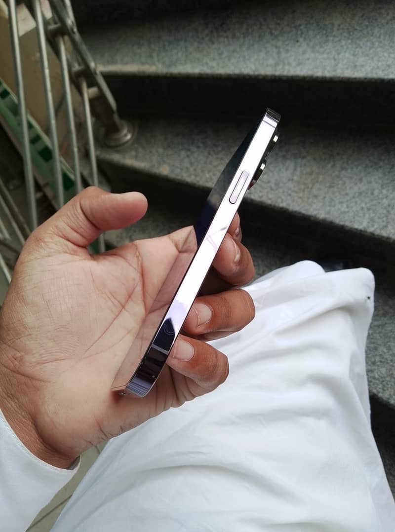 Apple iPhone  14 Pro my WhatsApp 0316-33-52-165 12