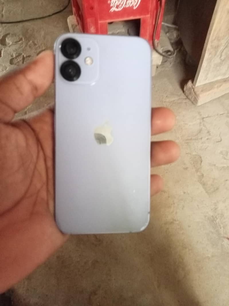 Apple iPhone 12 mini 1