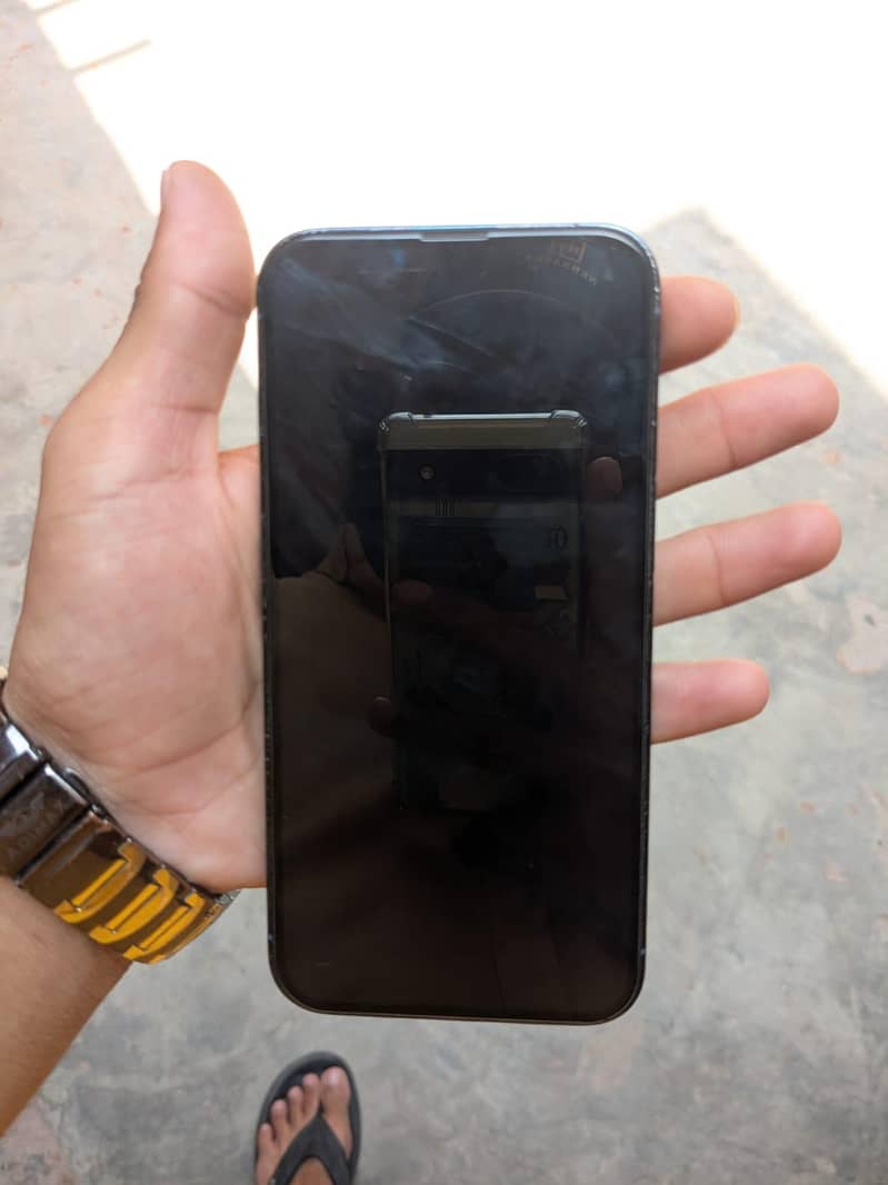 Apple iPhone 13 Pro 4