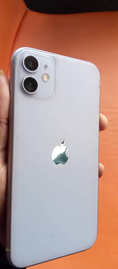 Apple iPhone 11