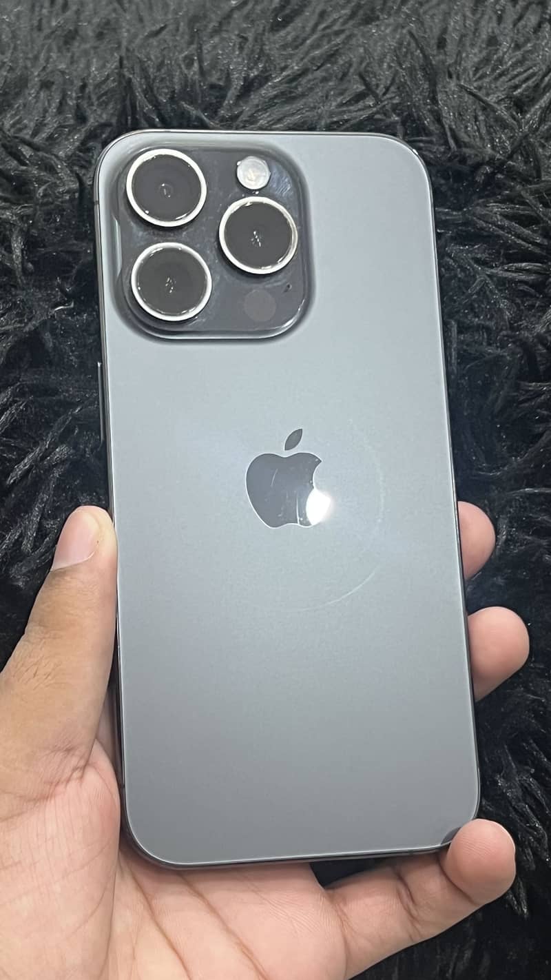 iPhone 15 Pro jv 3