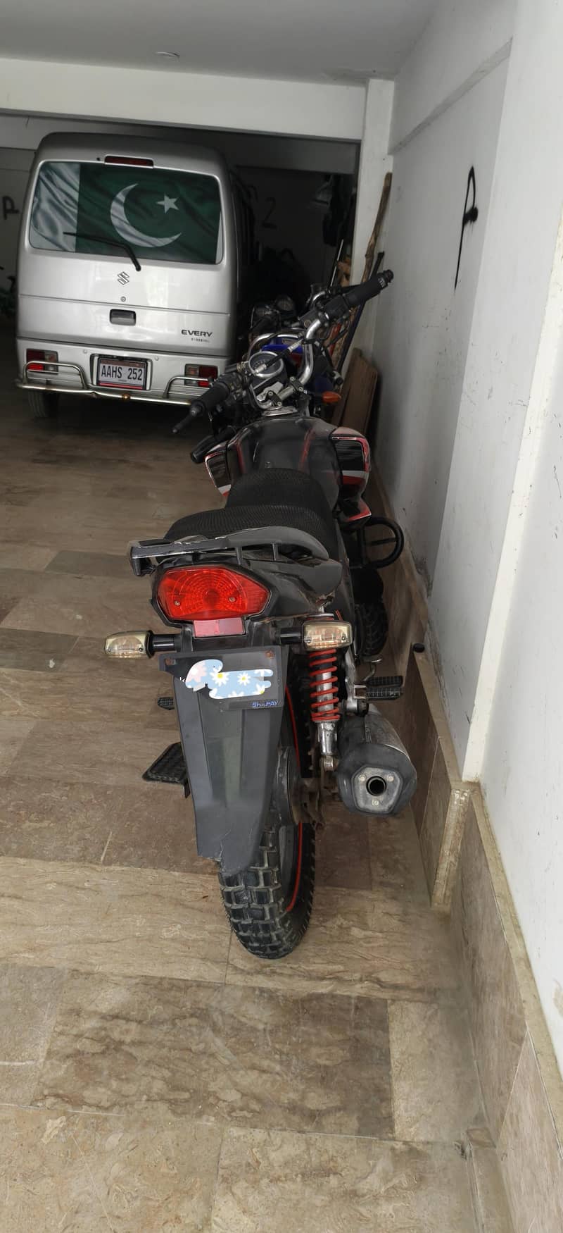cb150f 2018 3