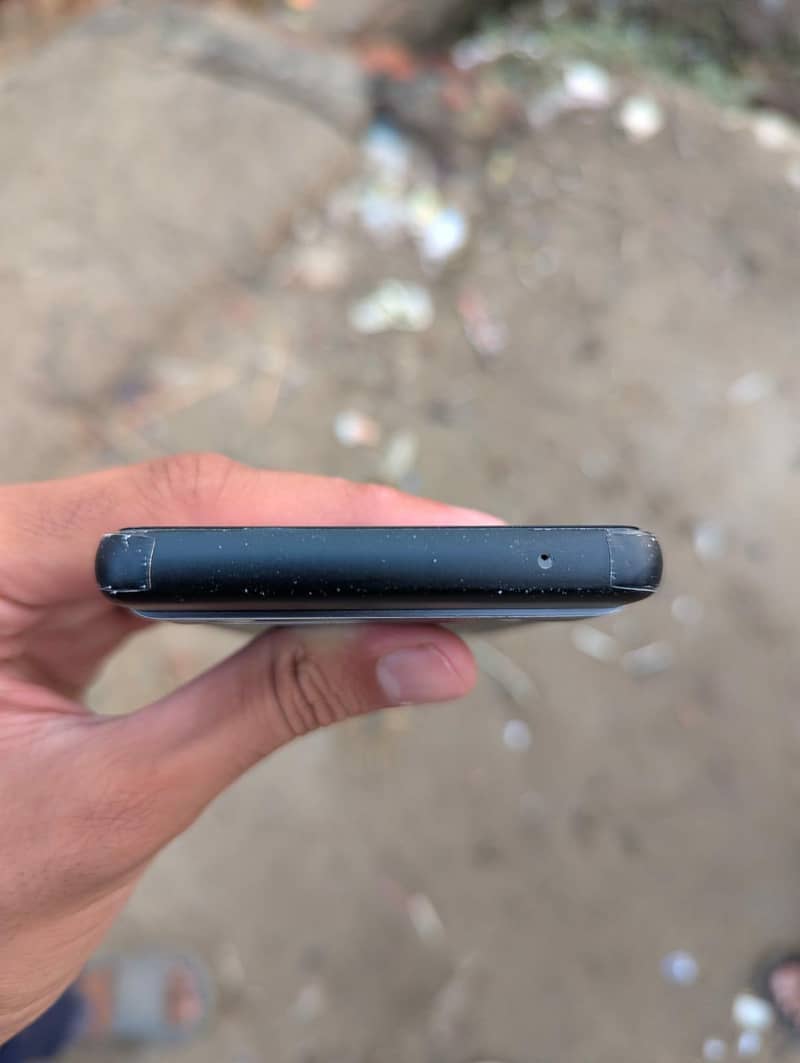 Google Pixel 7a 4