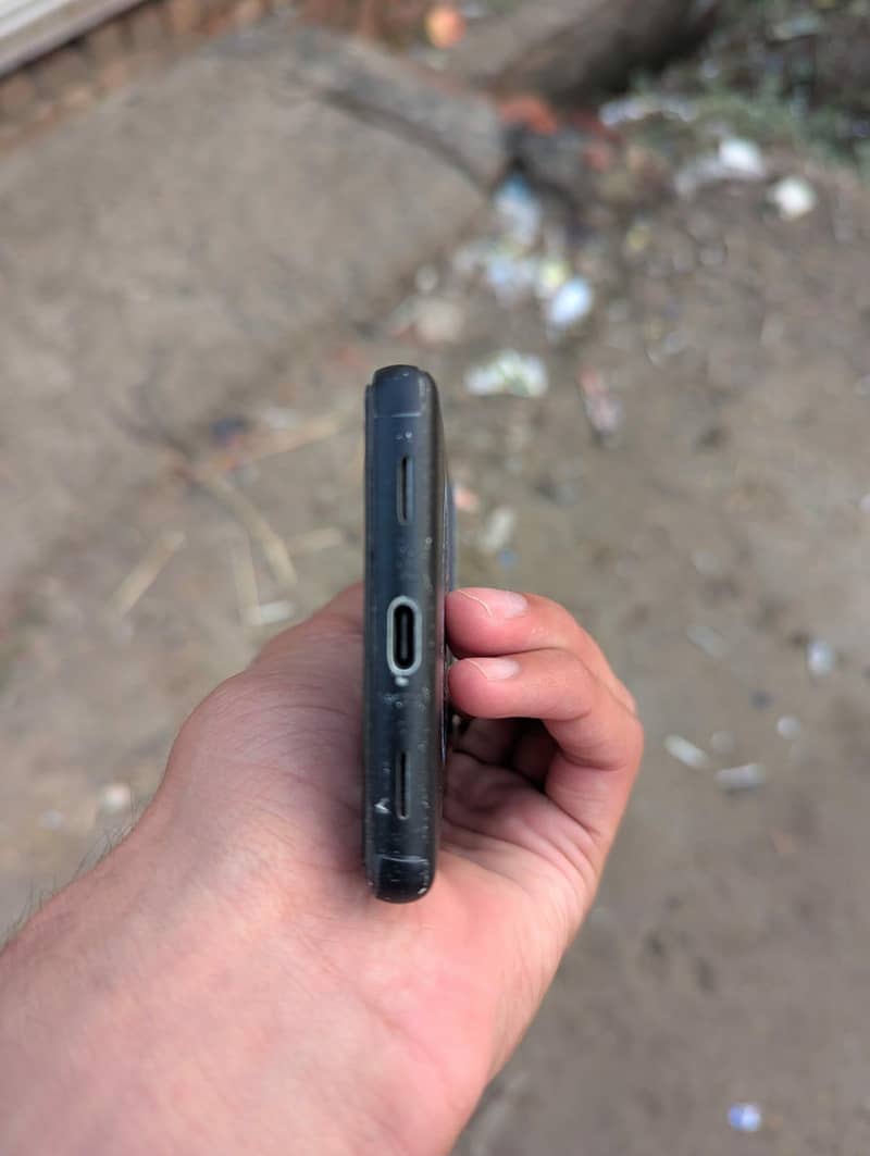 Google Pixel 7a 5