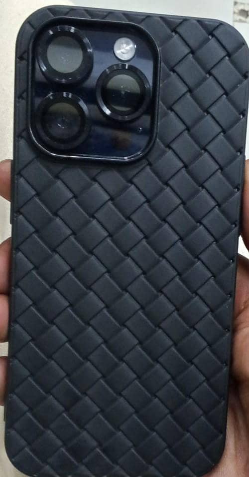 Apple iPhone 14 Pro 1