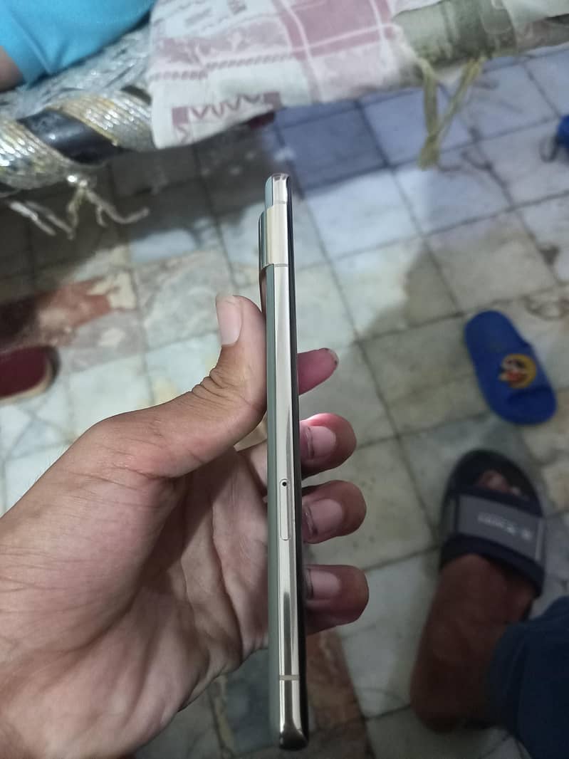 Google Pixel 7 Pro 2