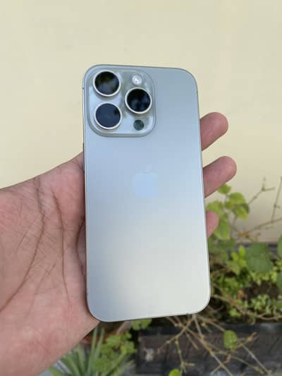 Apple iPhone 15 Pro