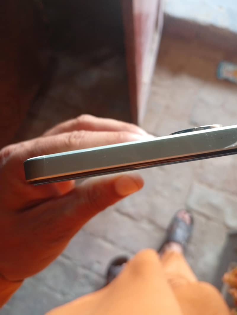 Realme Note 60x 3