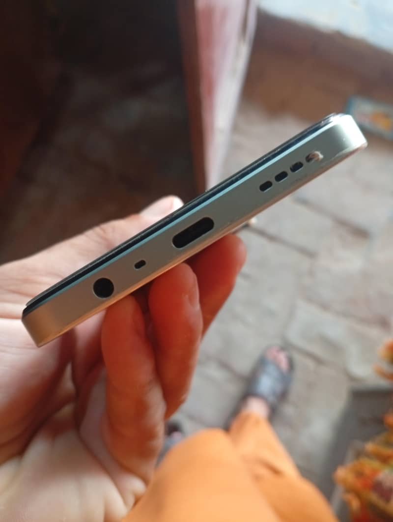 Realme Note 60x 4