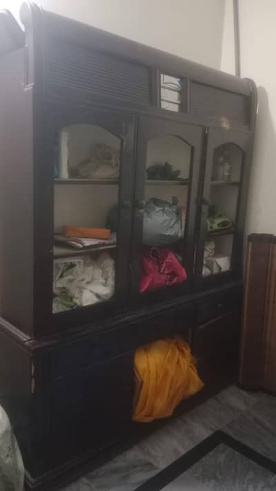 Showcase Dressing Dressing Table for Sale