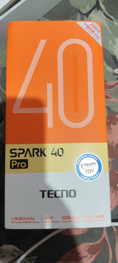 Tecno spark 40 pro