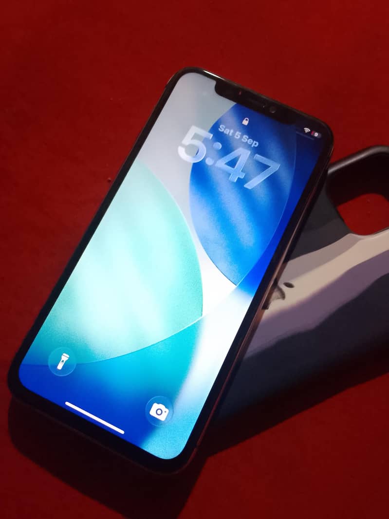 Apple iPhone 11 Pro 1
