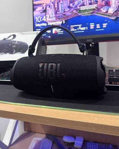 JBL Charge 6 Portable Waterproof Bluetooth Speaker