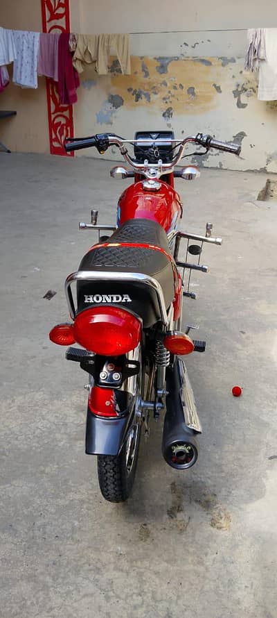HONDA CG125