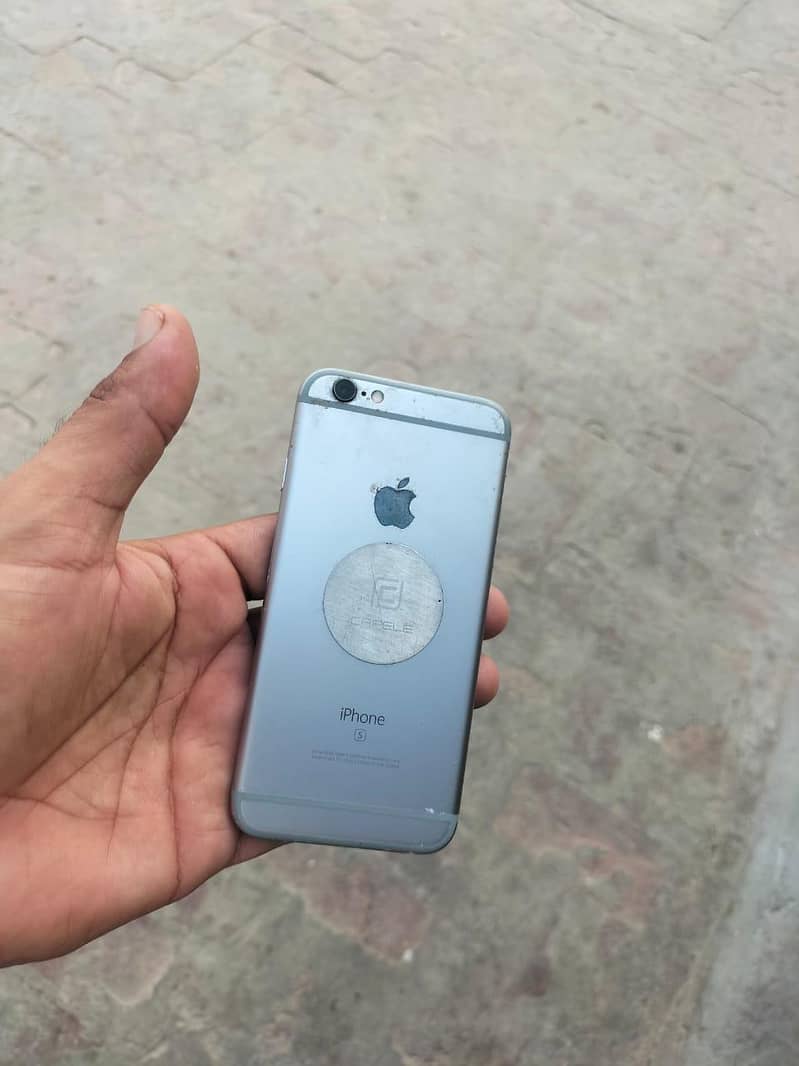 Apple iPhone 6 3