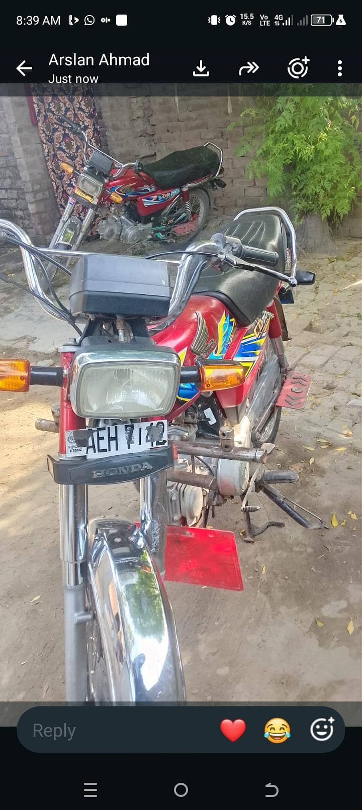 CD 70 motorcycle 1