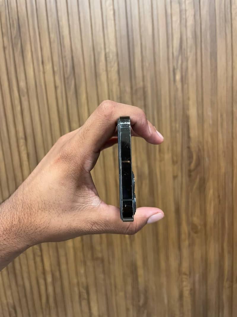 IPHONE 12 PRO 5