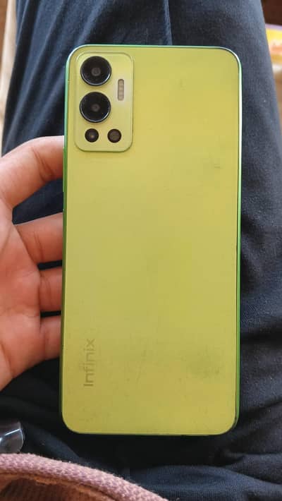 Infinix Hot 12