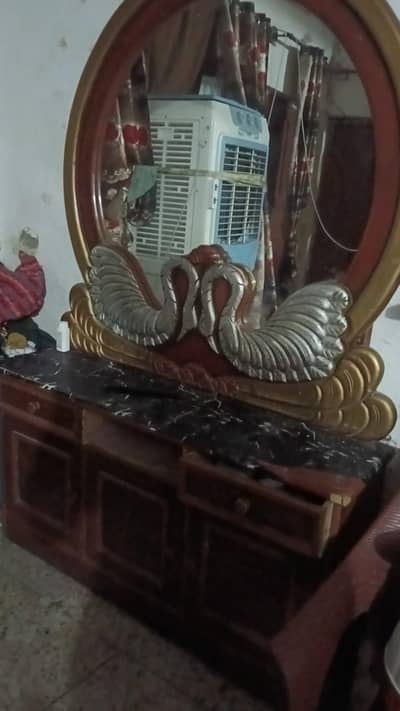 : Bed + Crockery Cabinet + Dressing Wardrobe for Sale