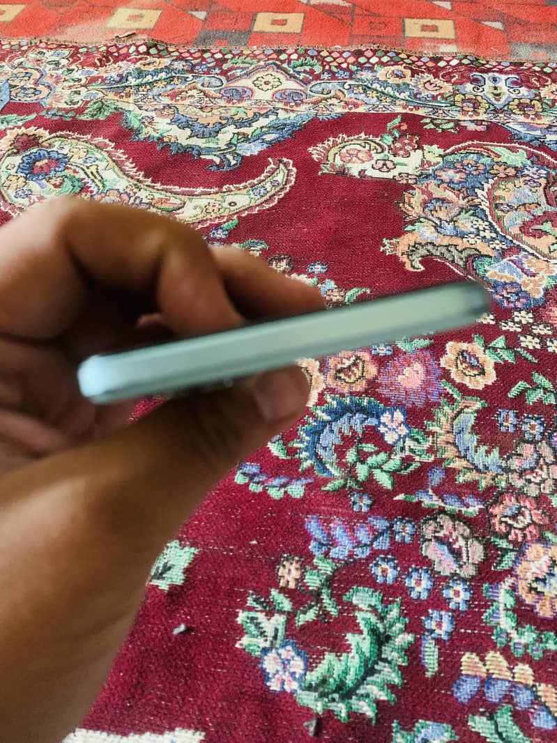 OPPO A58 0