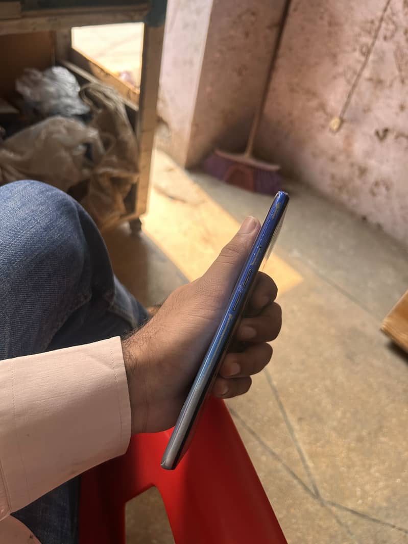 OPPO A54 6