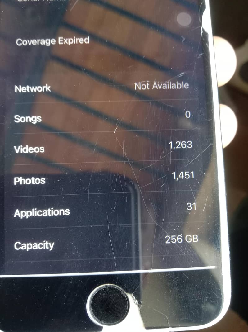 Apple iPhone 7 2