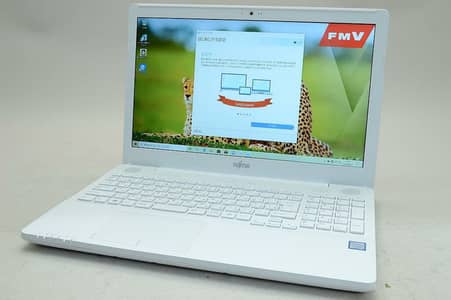 Fujitsu Lifebook AH49/B2, i5 (7th generation)