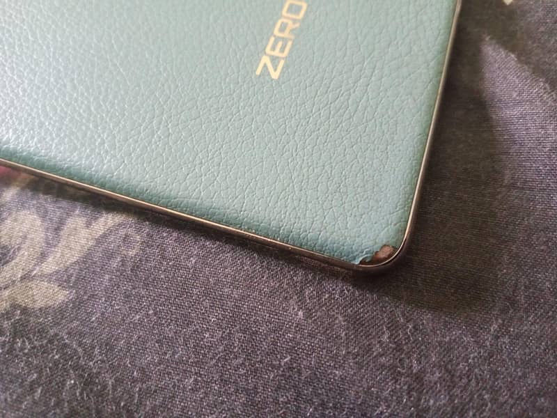 Infinix Zero 30 3