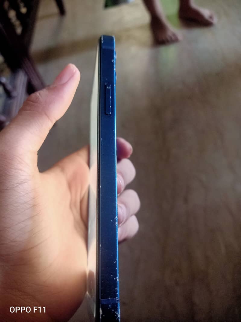 Apple iPhone 12 8