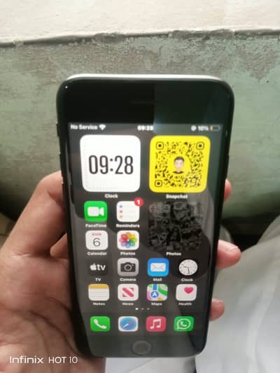 Apple iPhone SE