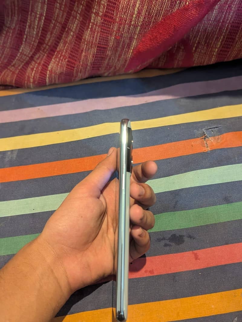 One Plus 10T 3
