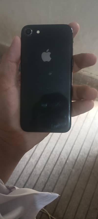 Apple iPhone 8