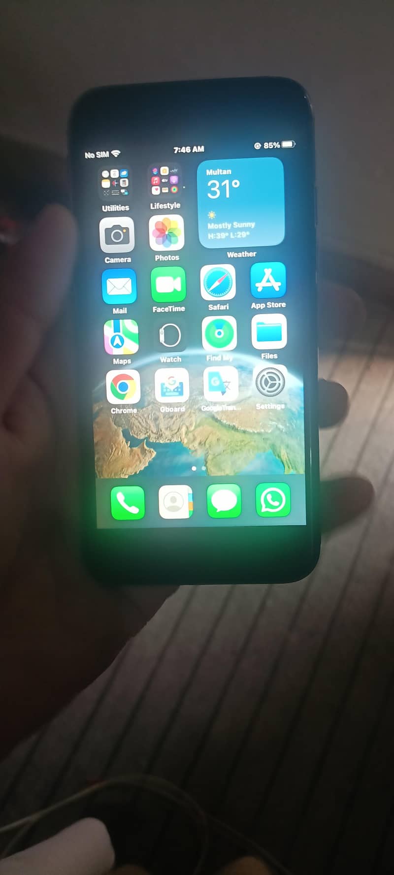Apple iPhone 8 1