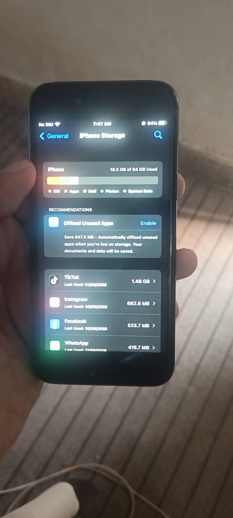 Apple iPhone 8 3