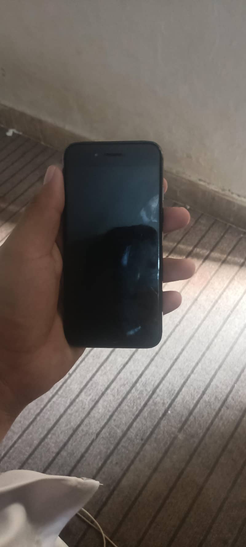 Apple iPhone 8 4