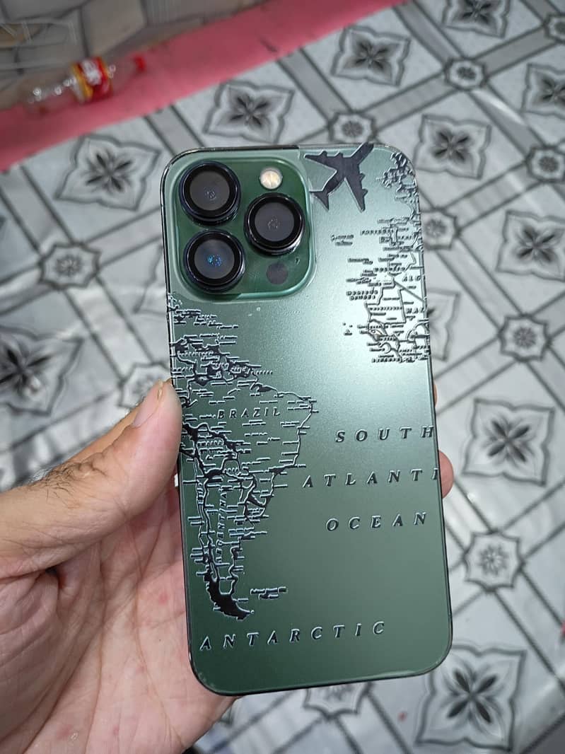 Apple iPhone 13 Pro 0