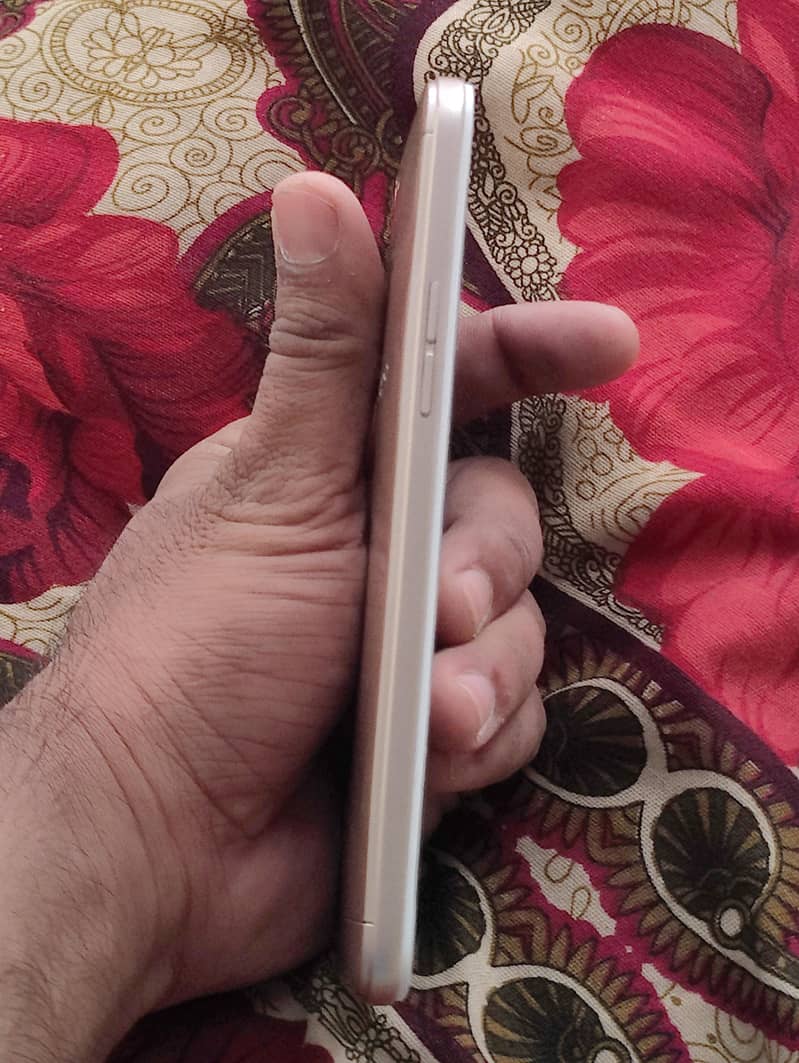 oppo A57 5